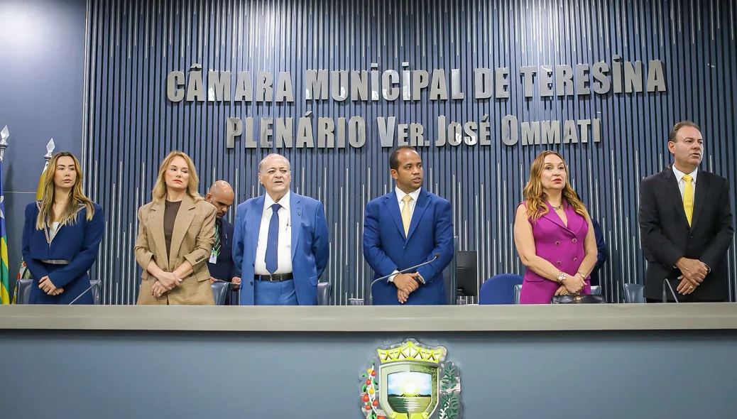 Prefeito Sílvio Mendes na Câmara Municipal