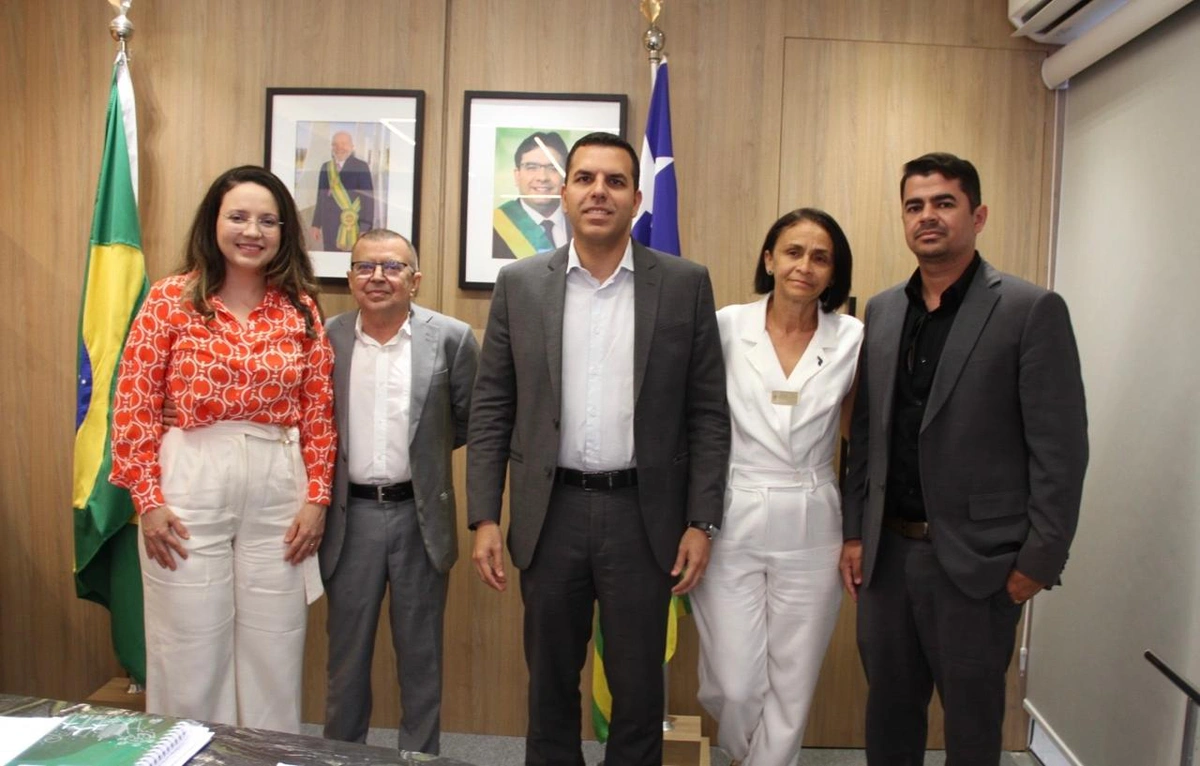Prefeitura de Francinópolis fecha parcerias na Educação