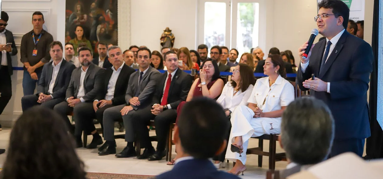 Rafael Fonteles apresenta dados