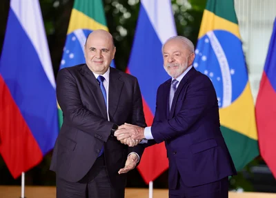 Presidente Lula com o primeiro-ministro da Rússia, Mikhail Mishustin