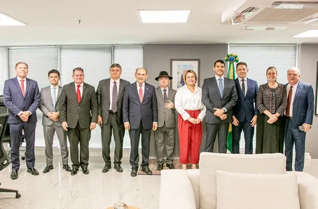 Reunião com autoridades piauienses na AGU, em Brasília