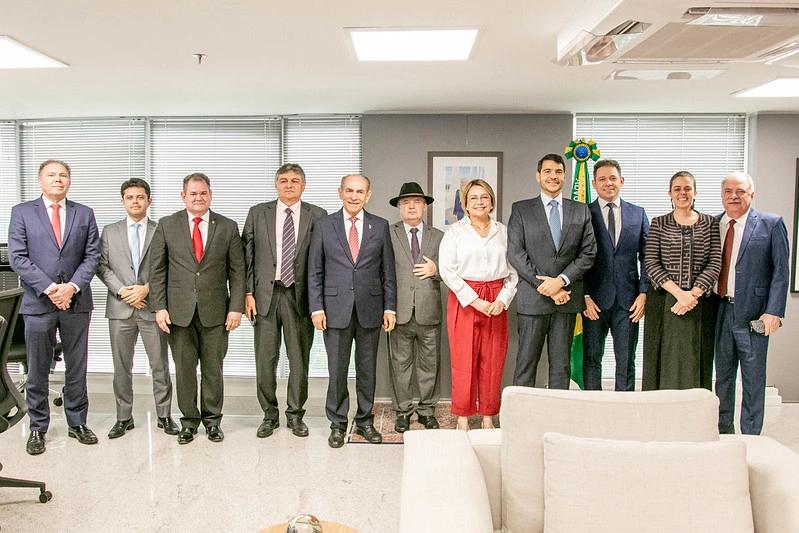 Reunião com autoridades piauienses na AGU, em Brasília