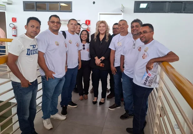 Samantha Cavalca parabeniza prefeito Sílvio Mendes e critica sindicato
