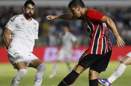 Santos e São Paulo empatam no Brasileirão