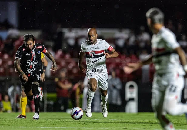 São Paulo vence Primavera de virada no Paulistão