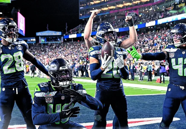 Seattle Seahawks bate New England Patriots e é bicampeão do Super Bowl