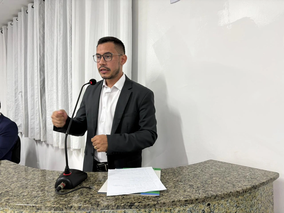 Secretário Municipal de Saúde representa prefeita na abertura do Ano Legislativo 2026