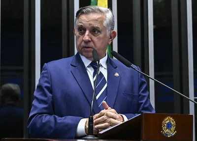 Senador Izalci Lucas