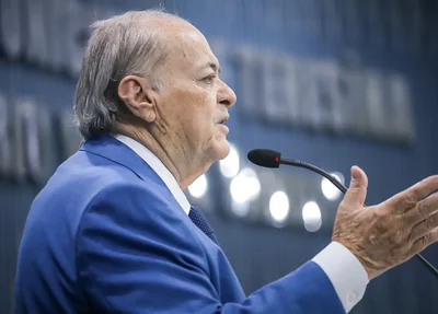 Sílvio Mendes na tribuna da Câmara Municipal