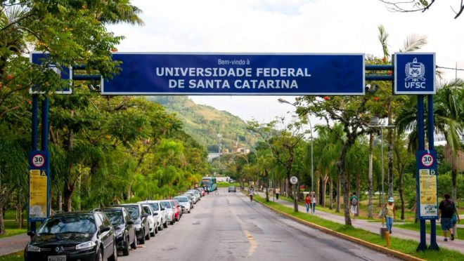 Universidade Federal de Santa Catarina (UFSC)