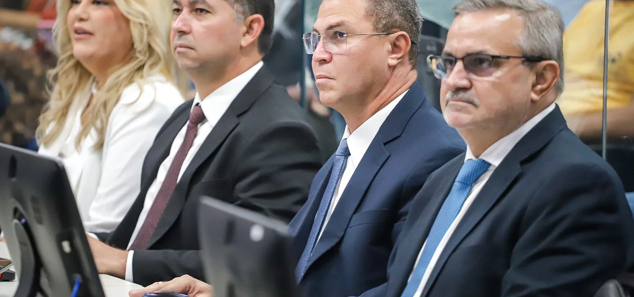 Vereadores presentes na Câmara