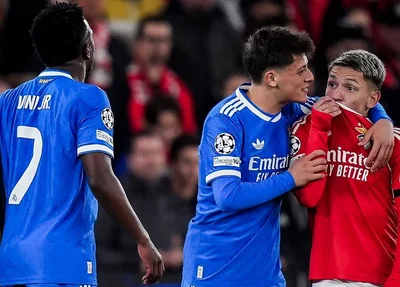 Vinicius Júnior é vitima de racismo em jogo contra o Benfica