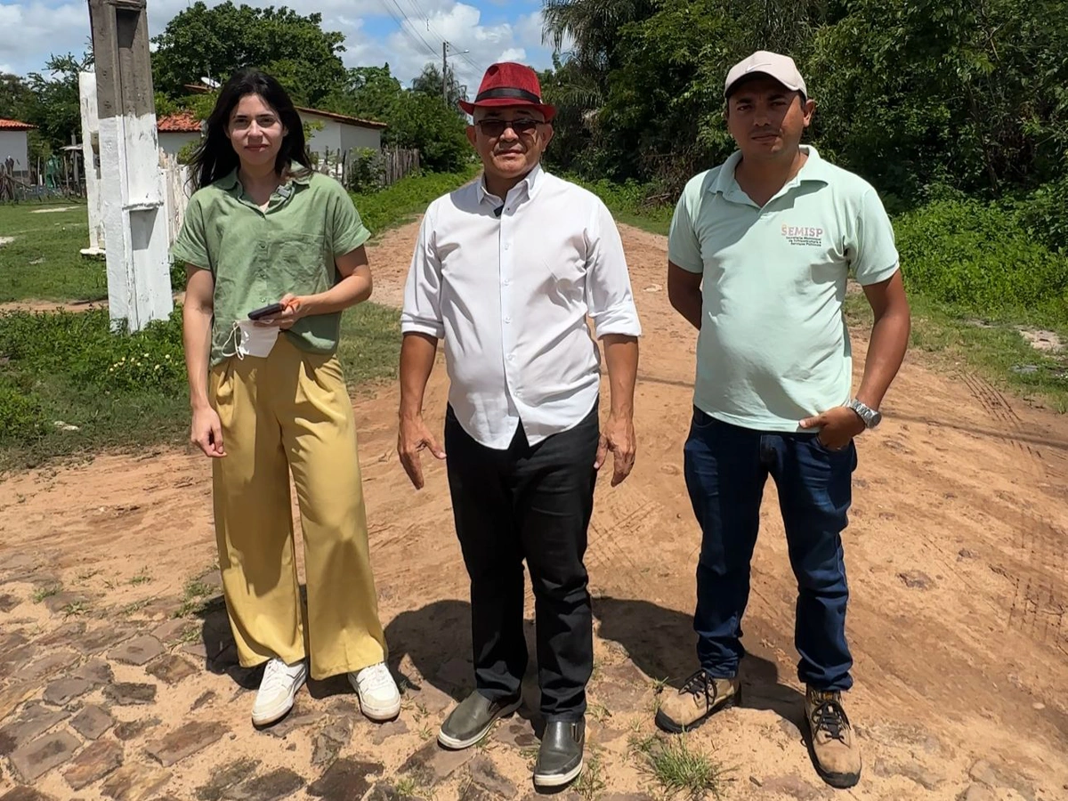 Abdoral Melo anuncia pavimentação em ruas