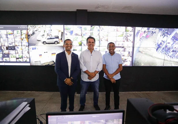 Ao lado de Ismael Silva, Ciro Nogueira conhece central de monitoramento