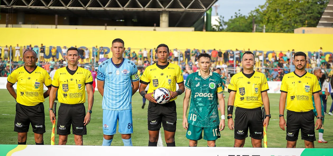 Árbitragem e capitães dos clubes