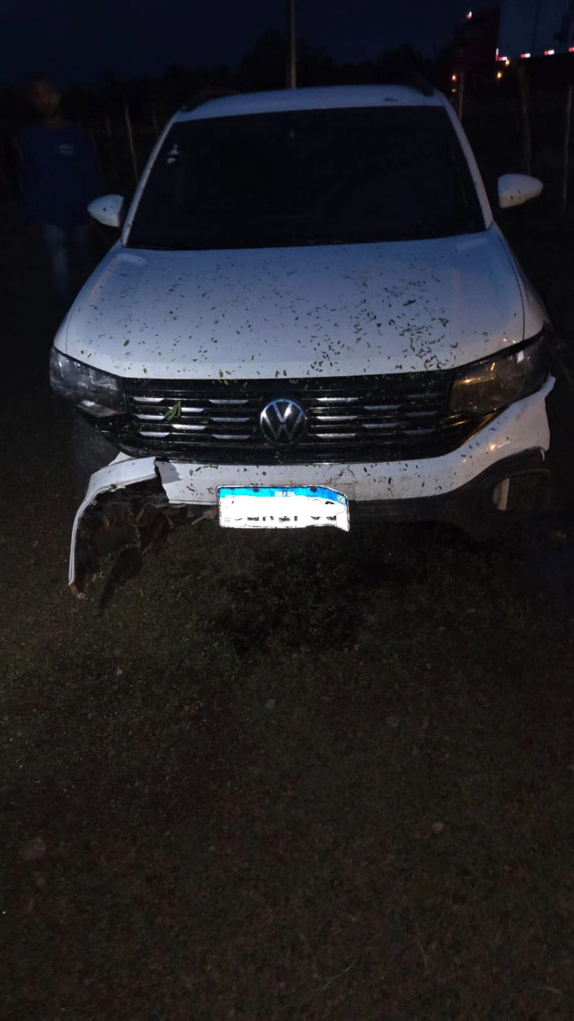 Carro conduzido pelo vereador Dr. Ítalo Ibiapina no momento do acidente