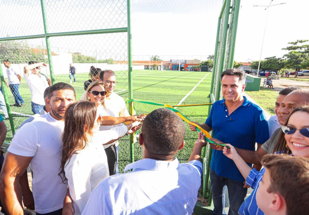 Ciro Nogueira inaugura campo e destina mais de R$ 2,8 milhões para São José do Peixe