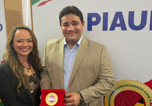 Cocal conquista Selo Ouro na alfabetização e celebra avanço histórico na educação
