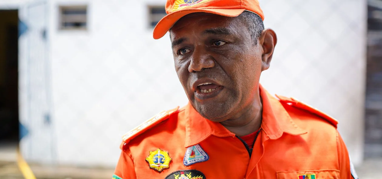Corpo de Bombeiros fez o controle das chamas