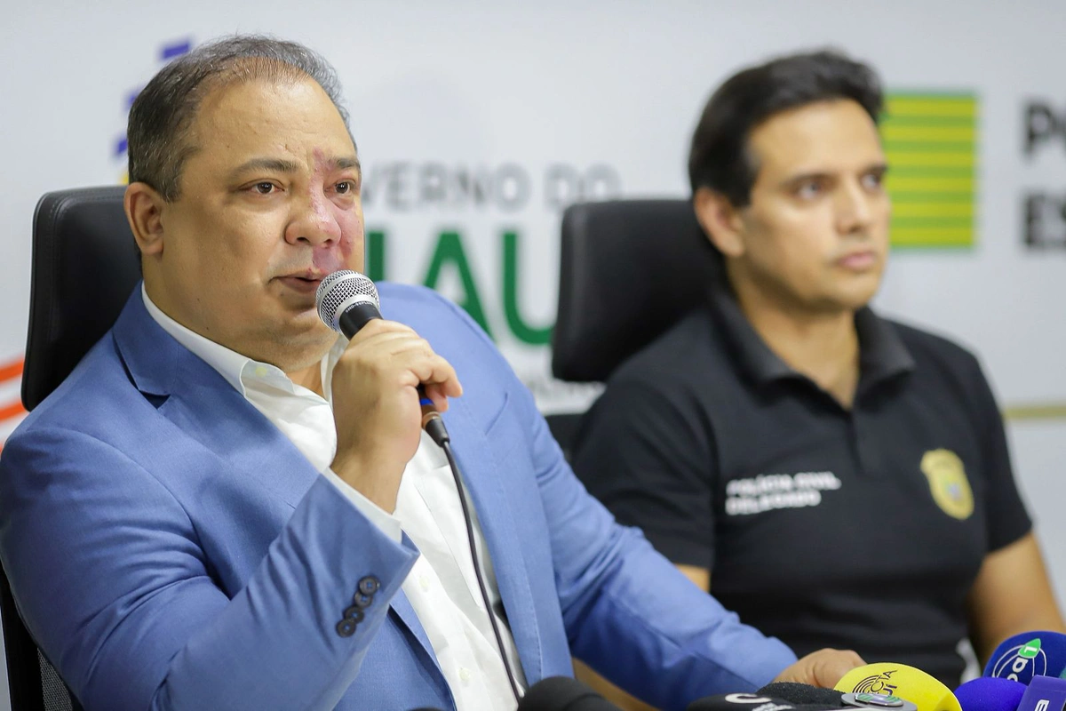Delegado geral Luccy Keiko e o coordenador do DRCC, delegado Humberto Mácola