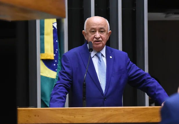 Deputado federal Júlio César