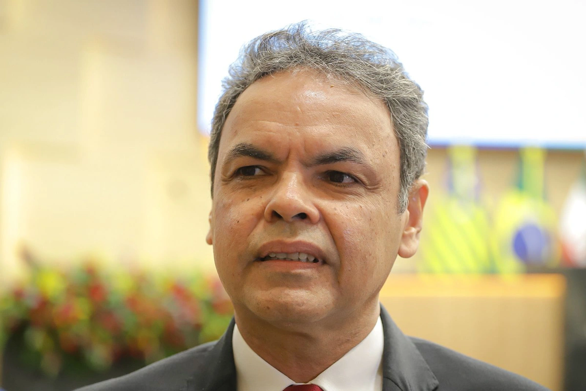 Deputado Gil Carlos