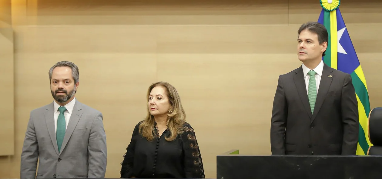 Deputado Severo Eulálio conduziu sessão solene