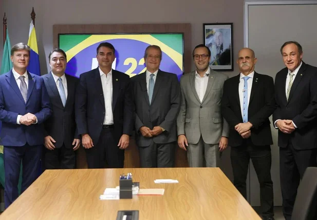Deputados migram para o PL na abertura da janela partidária