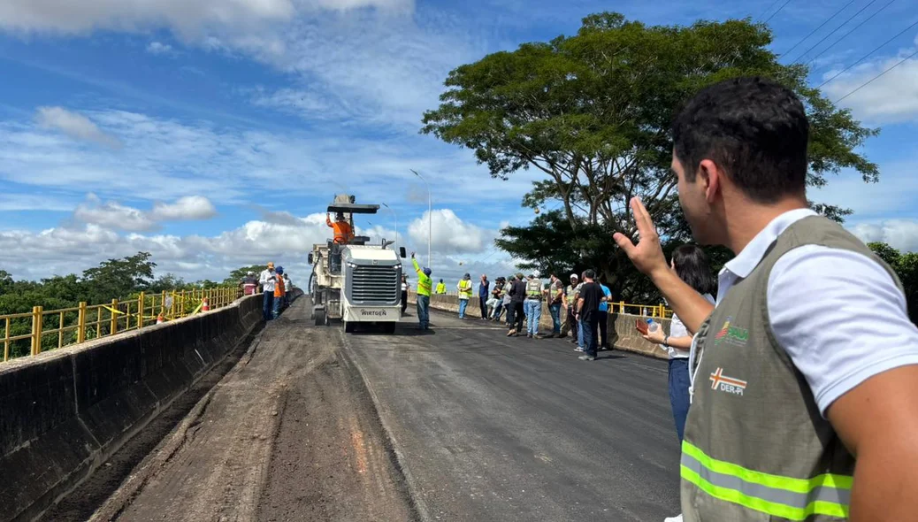 DER-PI faz serviço de manutenção e recuperação de ponte em Teresina