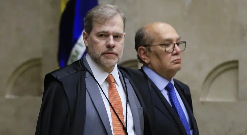 Dias Toffoli e Gilmar Mendes