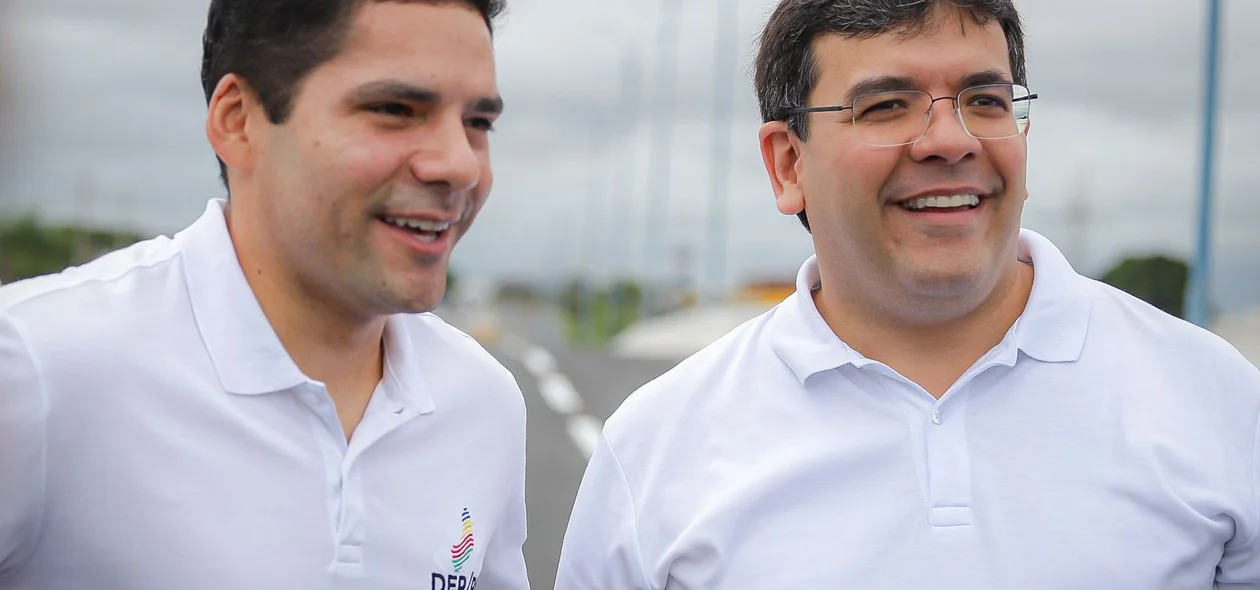 Diretor do DER, Leonardo Sobral, e o governador Rafael Fonteles