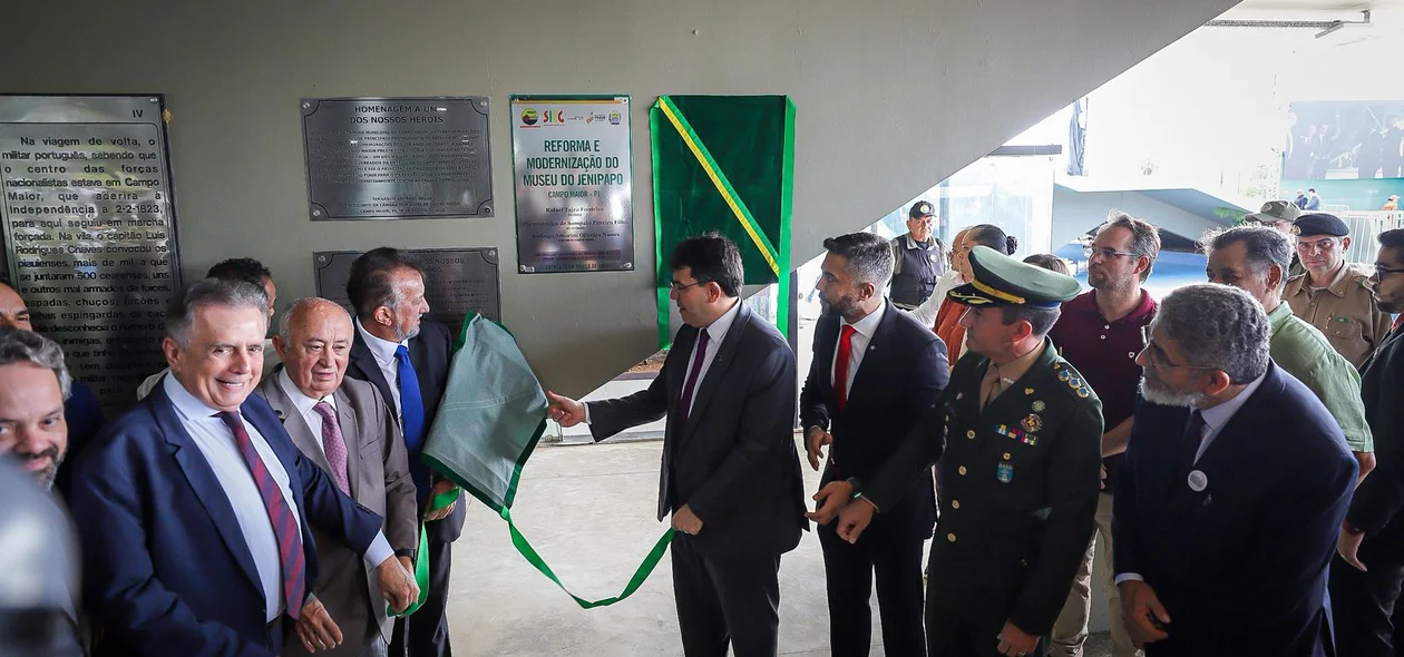Entrega da reforma do museu