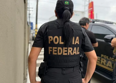 Equipe da Polícia Federal