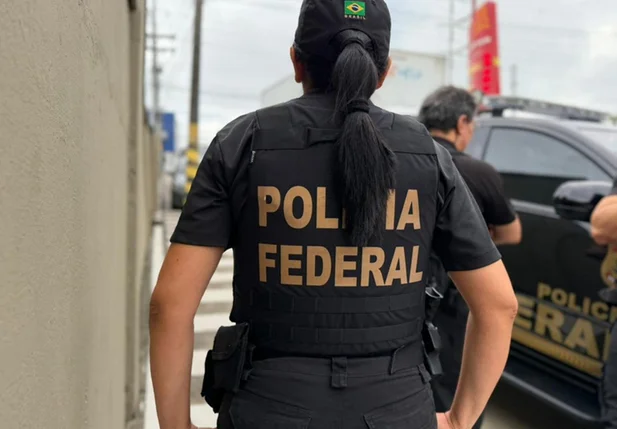 Equipe da Polícia Federal