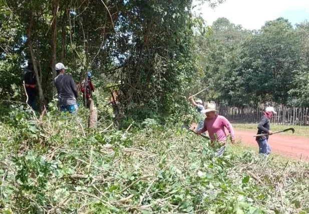 Esperantina intensifica “Roço da Semana Santa” na zona rural