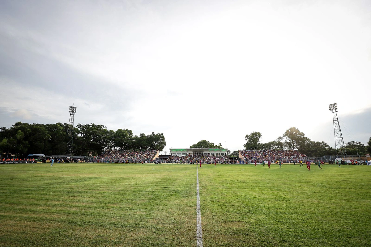 Estádio Lindolfo Monteiro