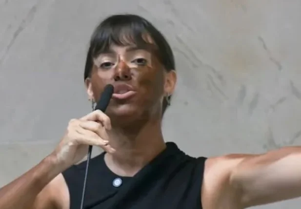 Fabiana Bolsonaro fez blackface na Alesp