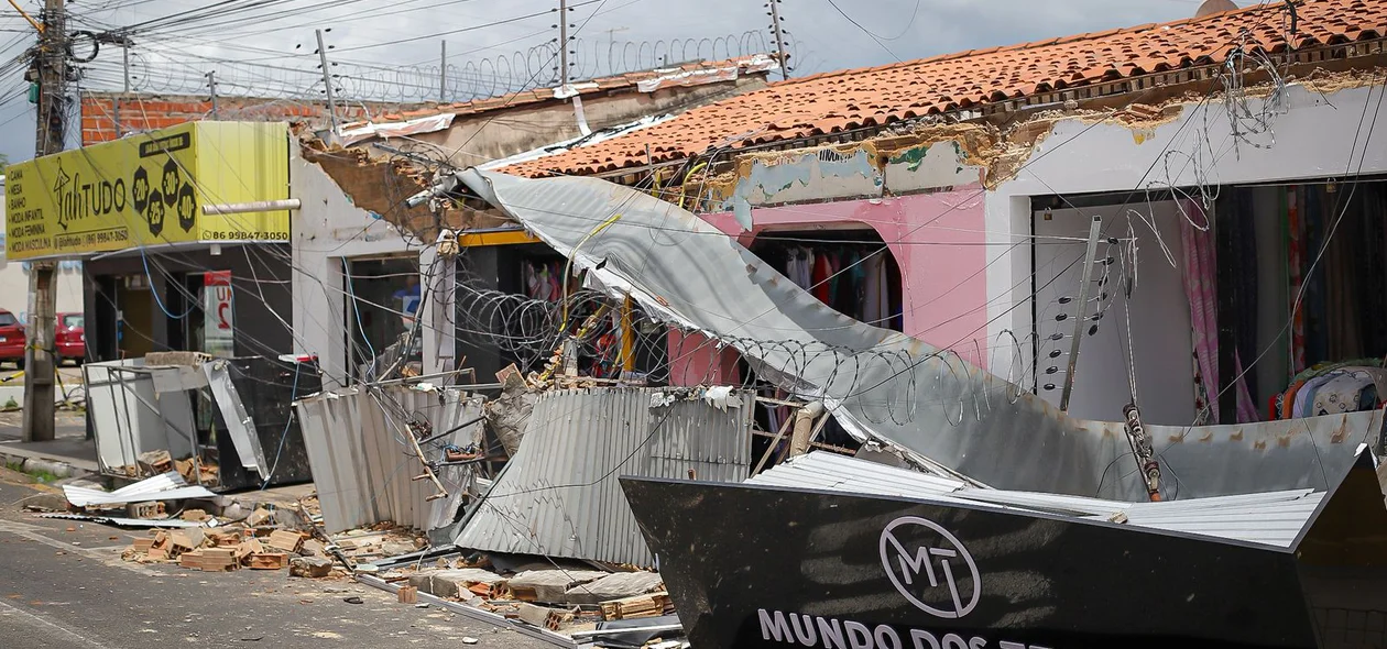 Fachada completamente destruída