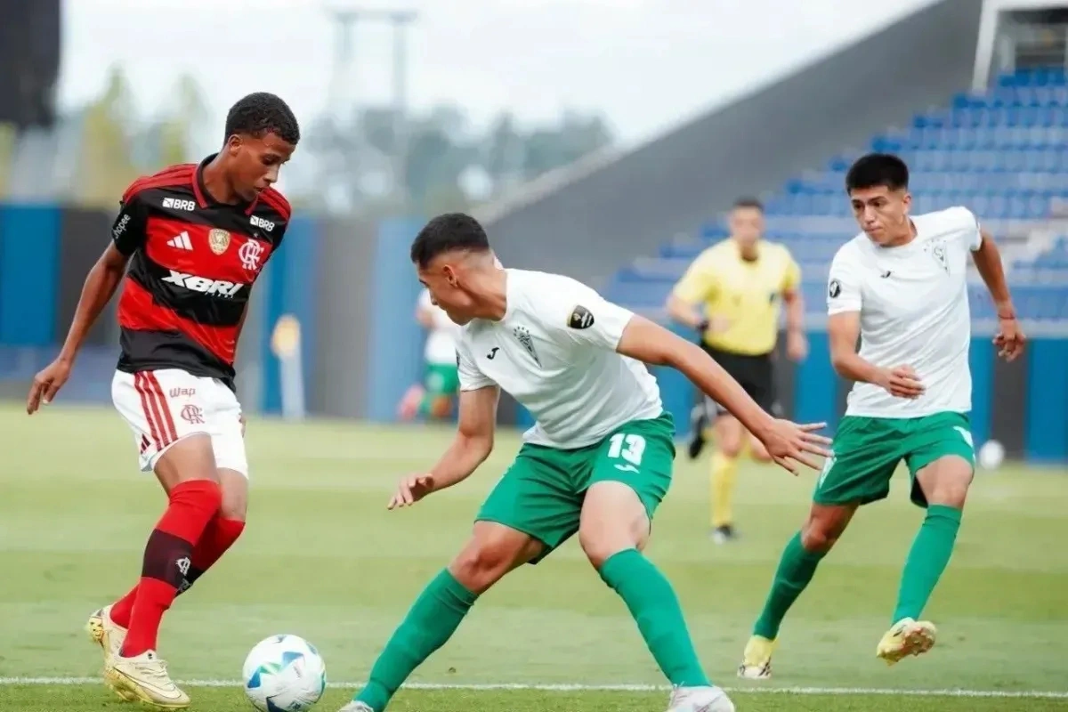 Flamengo perde para Wanderers nos pênaltis e é vice da Libertadores Sub-20