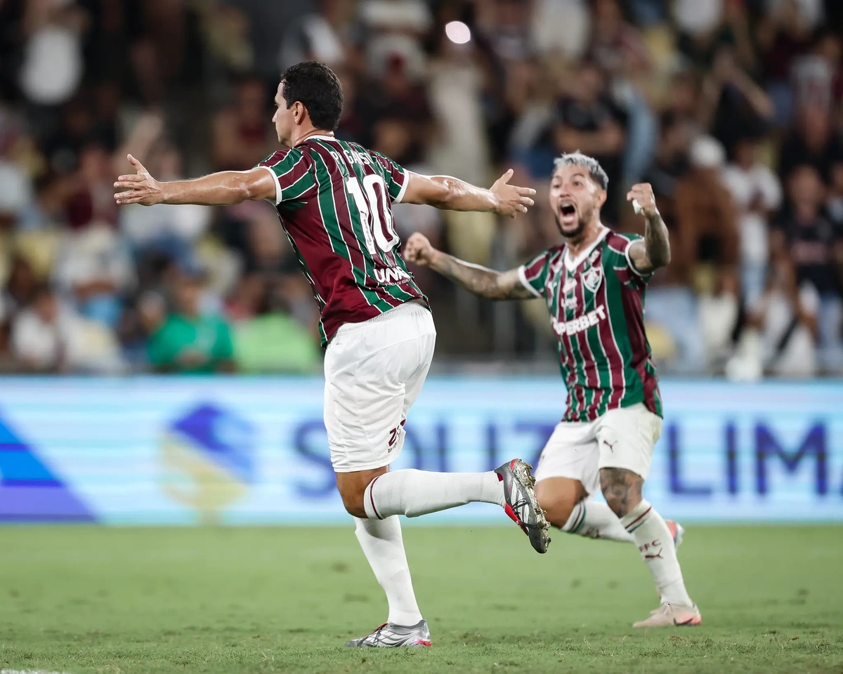 Fluminense empata com Vasco e vai à final do Carioca