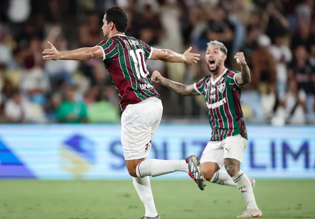 Fluminense empata com Vasco e vai à final do Carioca
