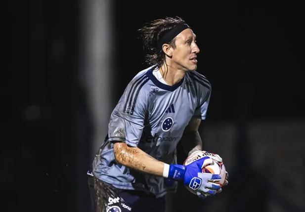 Goleiro Cássio