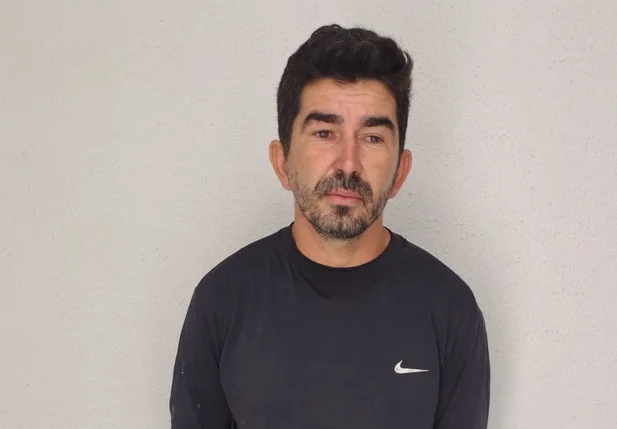 Homem preso por dívida de pensão alimentícia