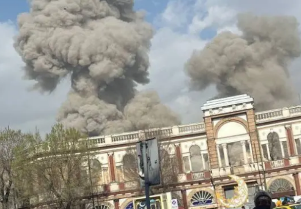 Irã ataca 14 países em retaliação à morte de Ali Khamenei