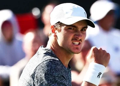 João Fonseca vence Tommy Paul e enfrentará Sinner nas oitavas em Indian Wells