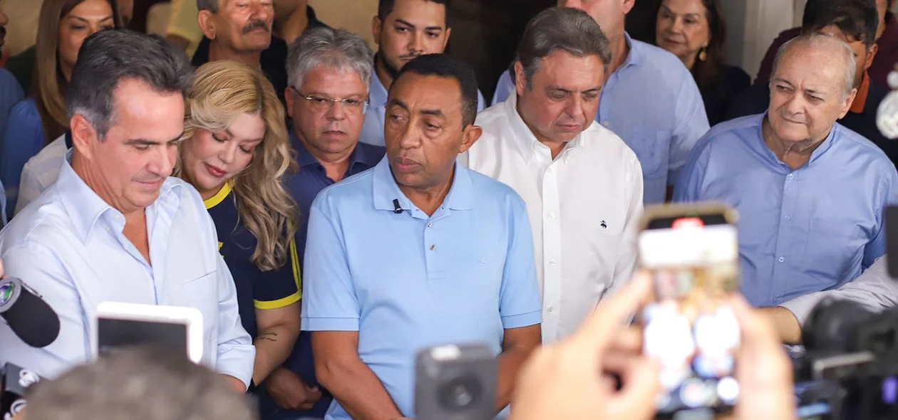 Joel foi anunciado por Ciro como pré-candidato ao governo do estado