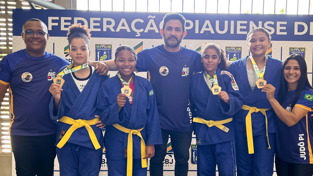 Jovens judocas de Amarante conquistam medalhas de ouro na Copa Piauiense de Iniciantes 2026