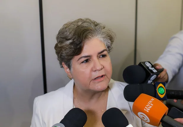 Lúcia Santos