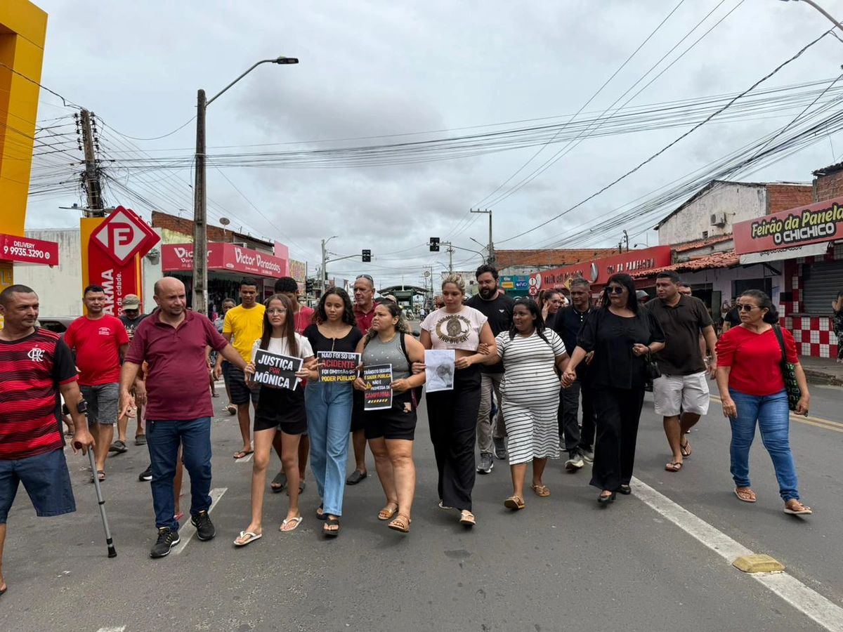 Manifestação na Rua Rui Barbosa