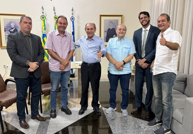 Marcelo Castro anuncia R$ 10 milhões para novo Shopping da Cidade